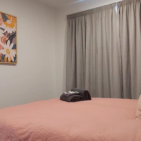 דנידין Sleek Suite By The Sand 1-Bedroom מראה חיצוני תמונה